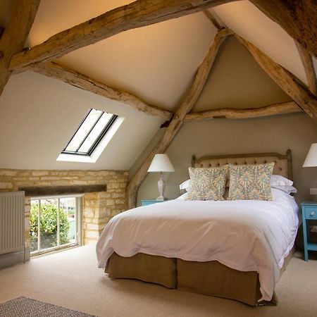 The Potting Shed, 5* Luxury Escape Cirencester Ngoại thất bức ảnh