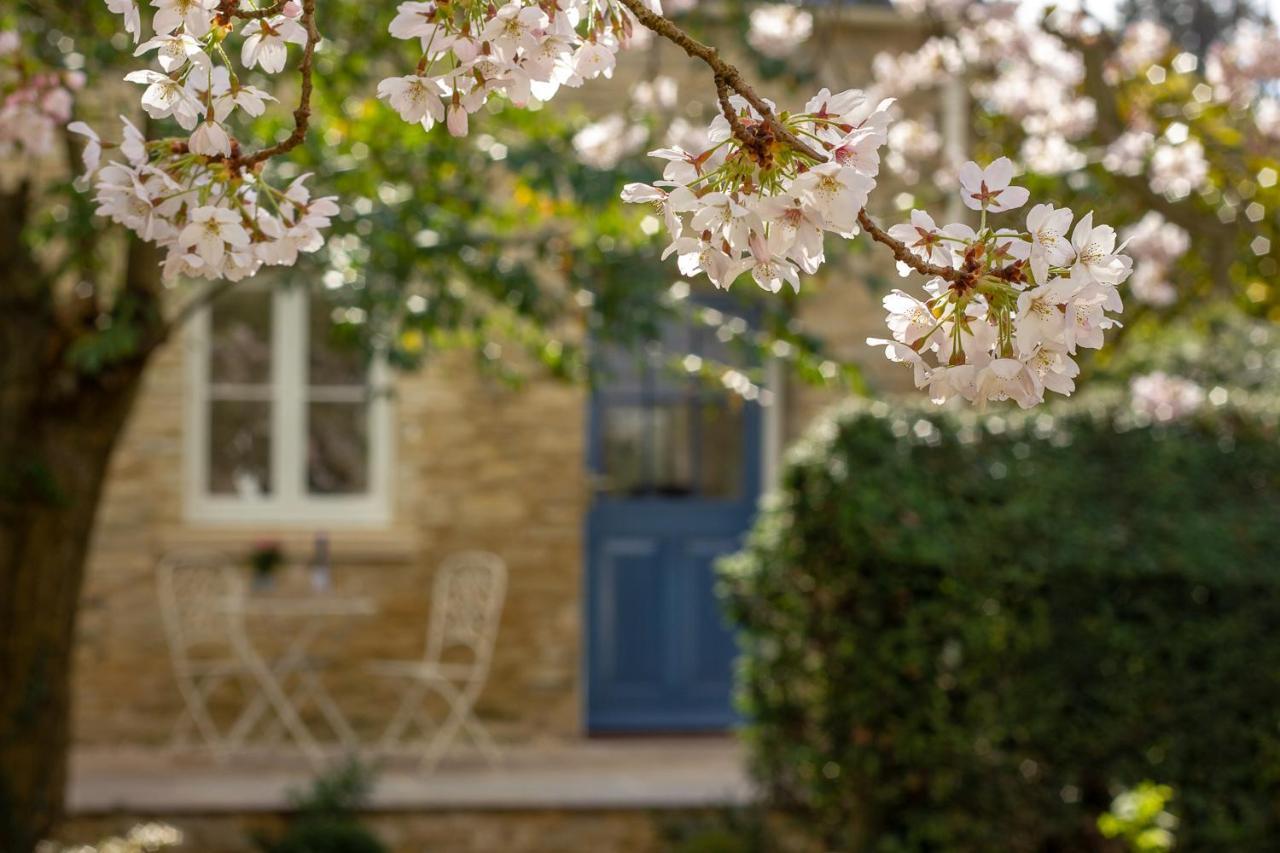 The Potting Shed, 5* Luxury Escape Cirencester Ngoại thất bức ảnh